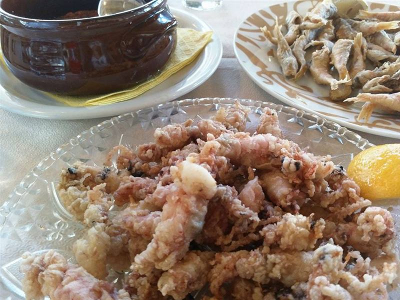 Golden fried calamari with lemon
